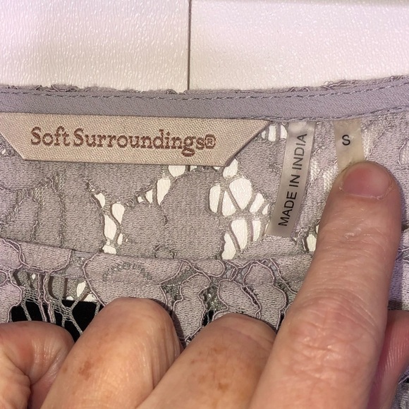 Soft Surroundings Gray Lace Top - Picture 4 of 4